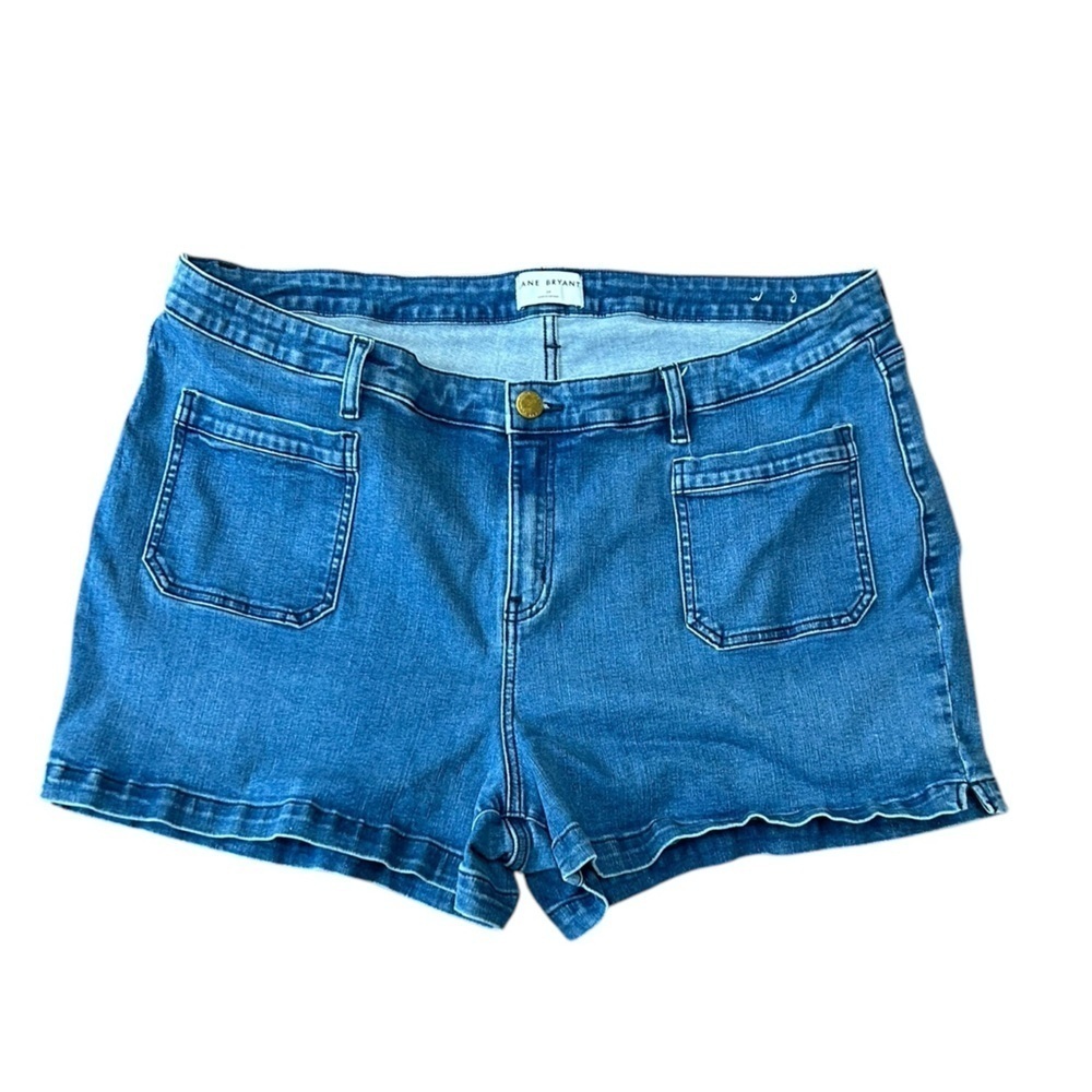 Lane Bryant jean shorts Size 24 Plus Blue denim Pockets